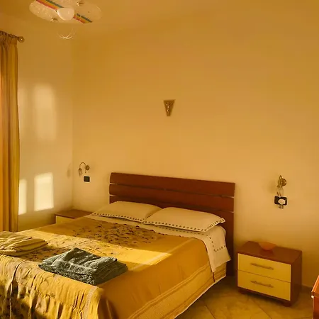 Vista Mare E Dolce Loft Romantico A Diamante Ferienhaus