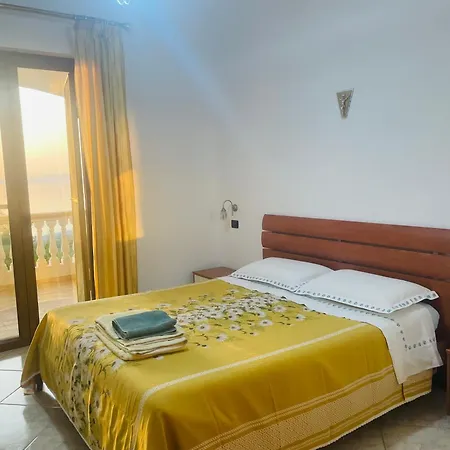 Vista Mare E Dolce Loft Romantico A Diamante Ferienhaus